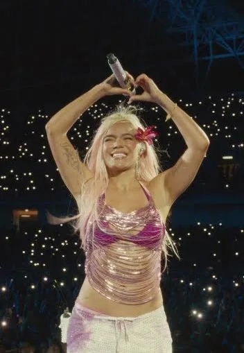 Karol G - Mañana Será Bonito Tour